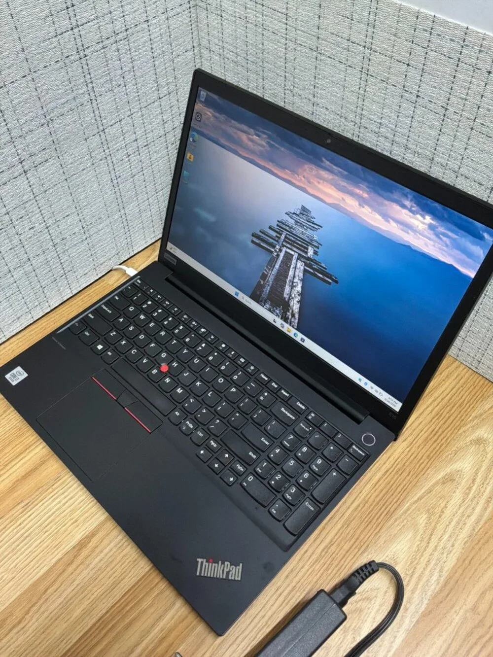 Lenovo thinkpad e15